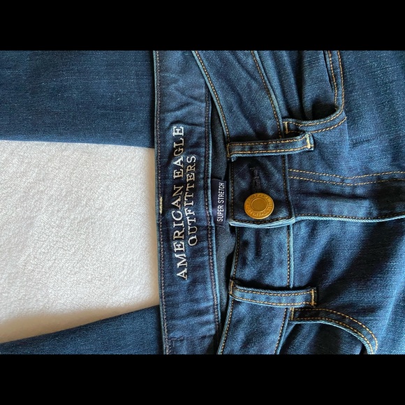 American Eagle Dark Wash Super Stretch Jegging (thick) - Picture 3 of 4